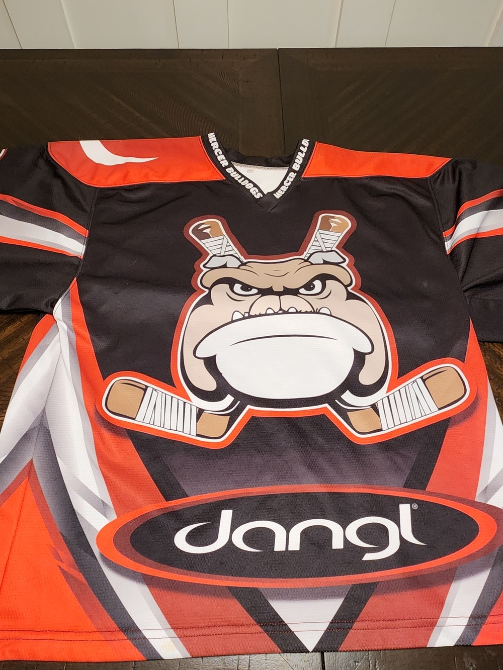 Dangl Hockey Bulldog Jersey in Black and Red